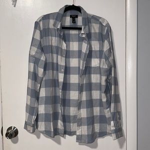 Men’s Medium Forever 21 Blue and White Flannel.